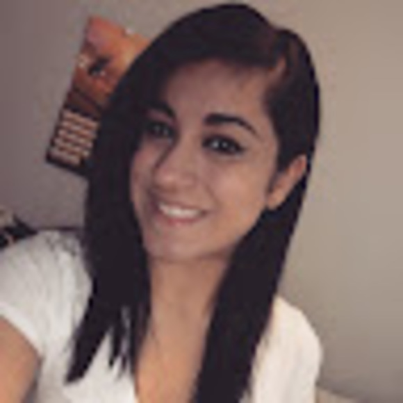 Meet your Posher, Ashley - Picture 1 of 1